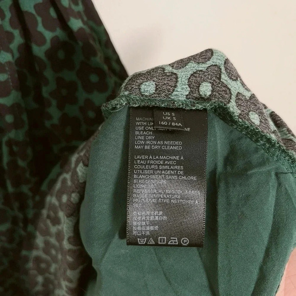 URBAN OUTFITTER | GREEN ANNA  CREPE WRAP MINI DRESS - Picture 10 of 15
